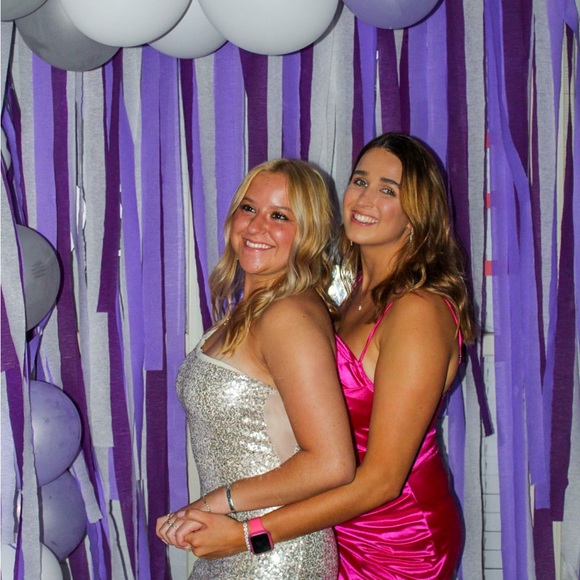 Meet your Posher, Kelly - Picture 4 of 5